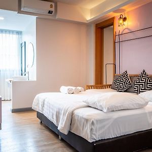 Luck Thai Hotel